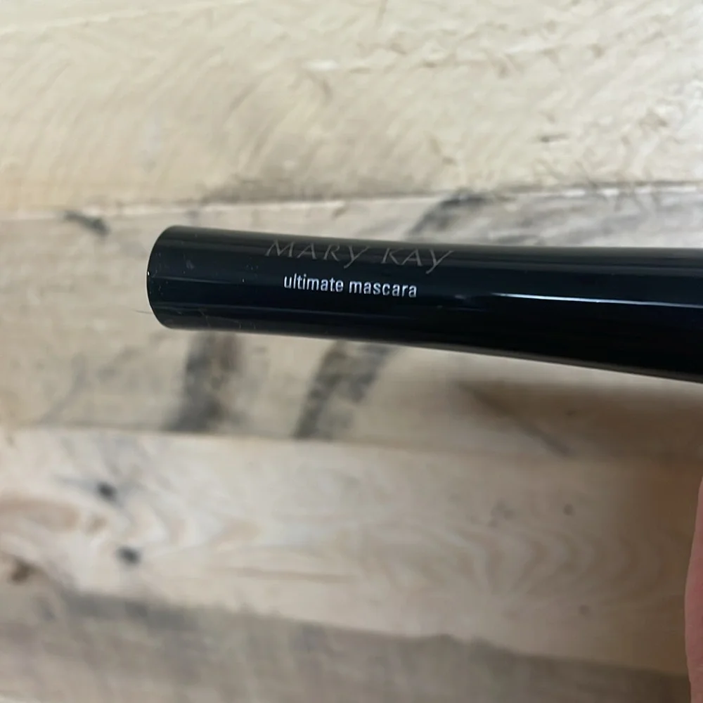 Mary Kay Intense Black Mascara